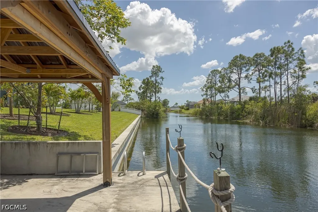 2924 NW 22nd Avenue Cape Coral FL 33993