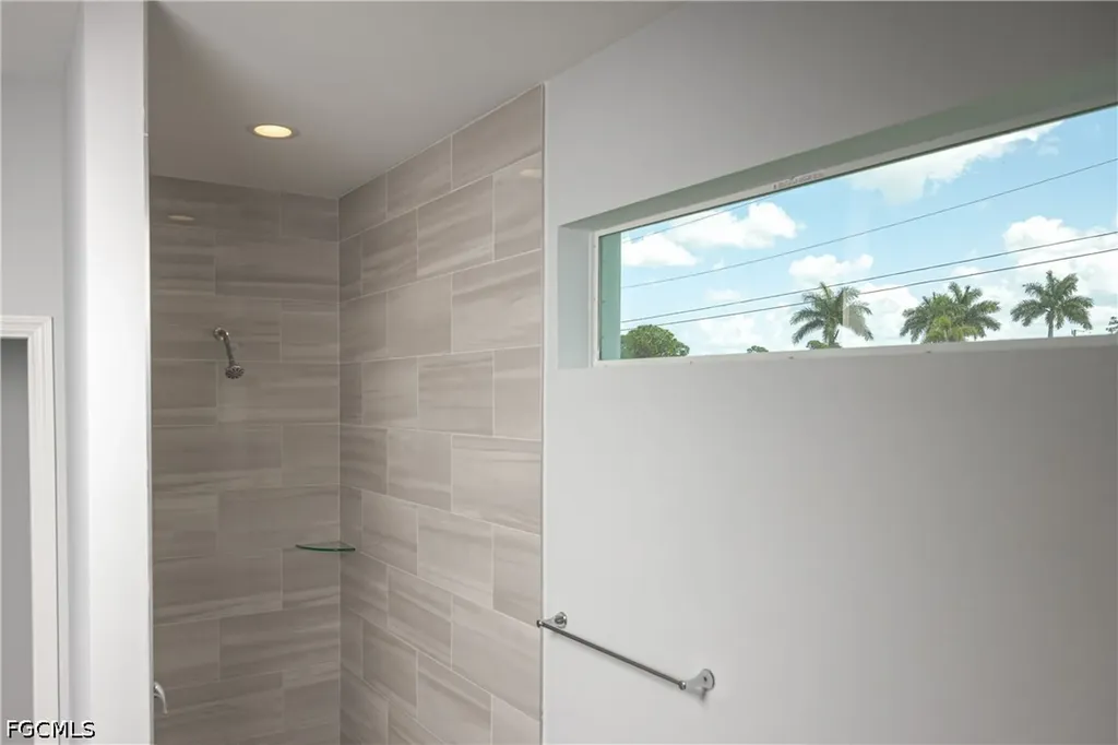 2924 NW 22nd Avenue Cape Coral FL 33993