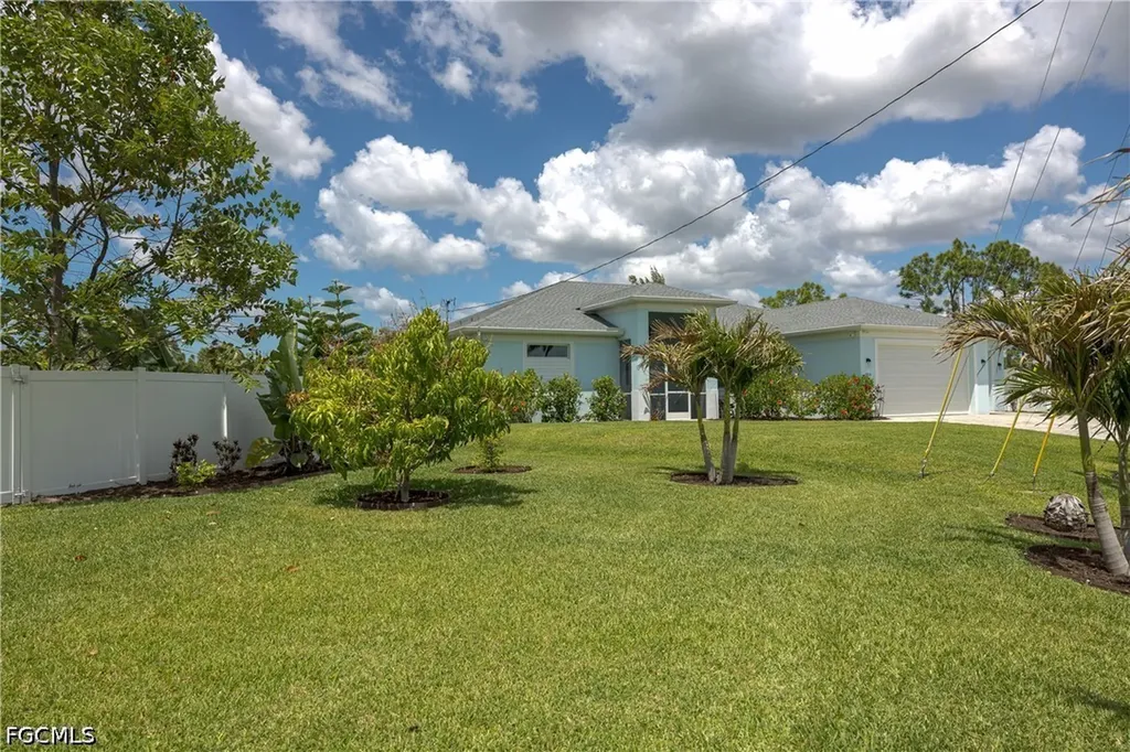2924 NW 22nd Avenue Cape Coral FL 33993