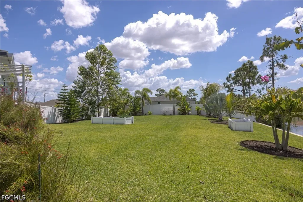 2924 NW 22nd Avenue Cape Coral FL 33993