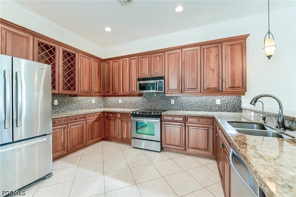 8917 Greenwich Hills Way Fort Myers FL 33908