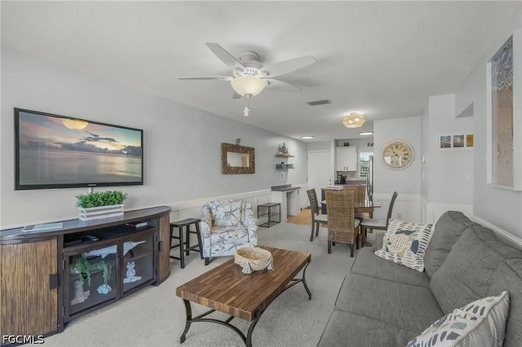 915 Beach Road Sarasota FL 34242