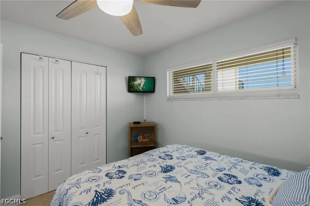 915 Beach Road Sarasota FL 34242