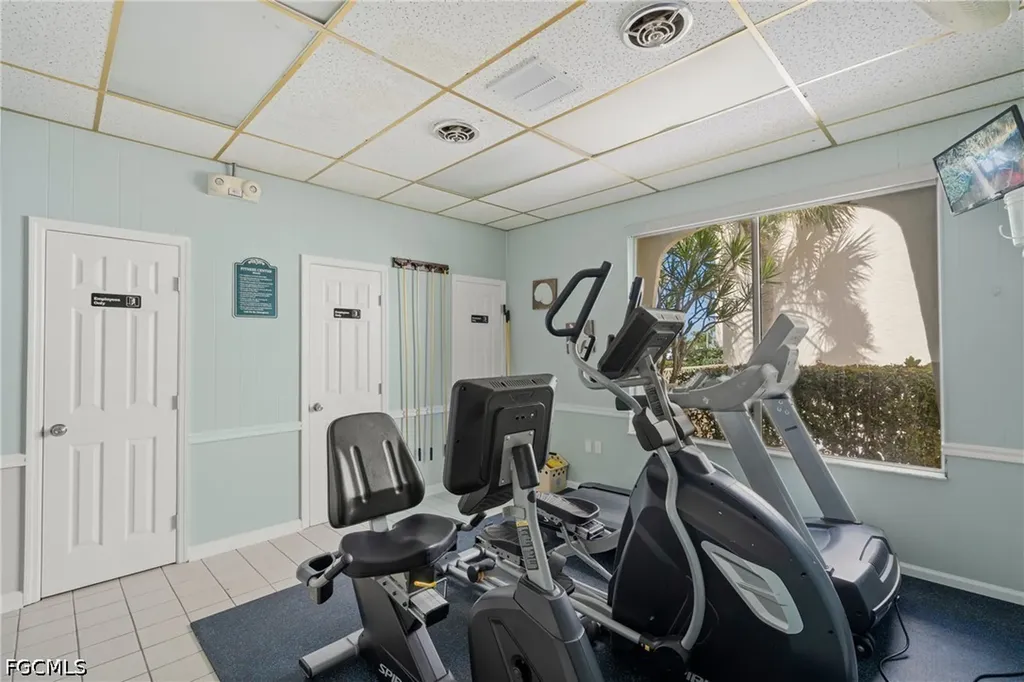 915 Beach Road Sarasota FL 34242