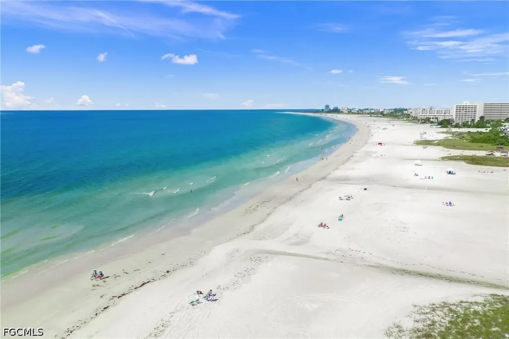 915 Beach Road Sarasota FL 34242