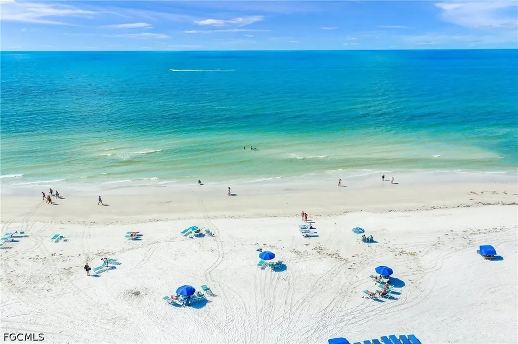 915 Beach Road Sarasota FL 34242