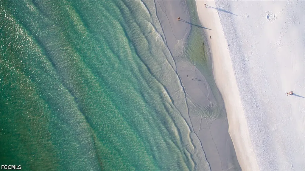 915 Beach Road Sarasota FL 34242