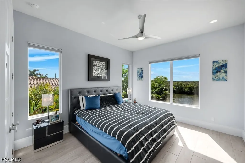 2826 SW 44th Terrace Cape Coral FL 33914