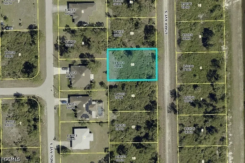 646 Stark Avenue S Lehigh Acres FL 33974
