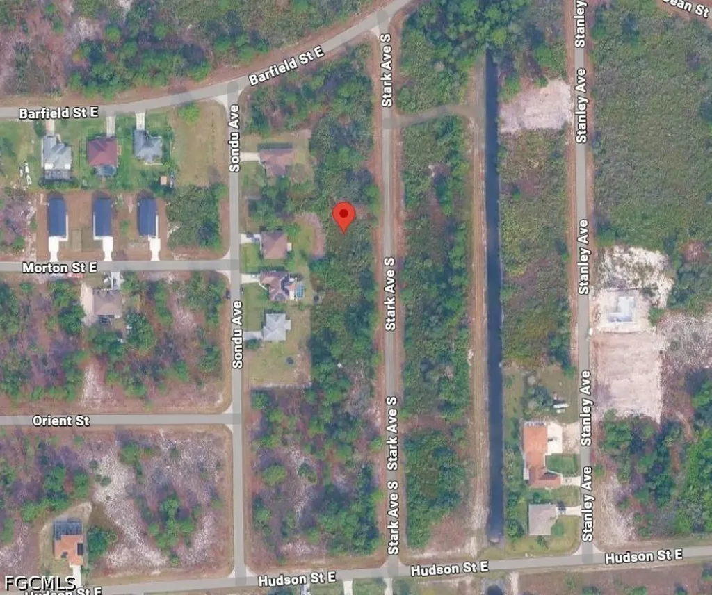 646 Stark Avenue S Lehigh Acres FL 33974