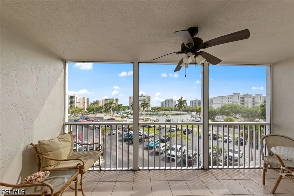 1 Bluebill Avenue Naples FL 34108