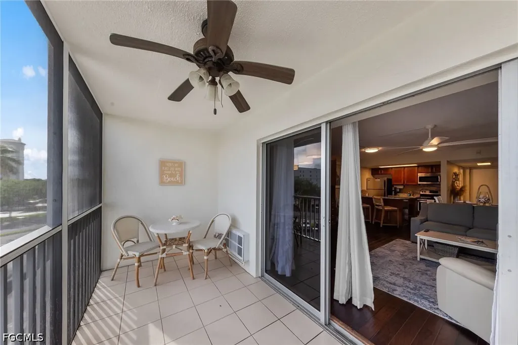 1 Bluebill Avenue Naples FL 34108