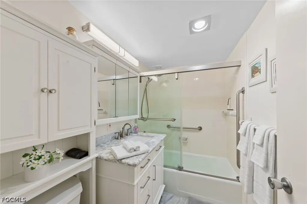 1 Bluebill Avenue Naples FL 34108