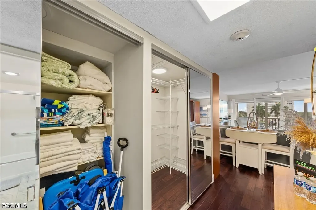 1 Bluebill Avenue Naples FL 34108