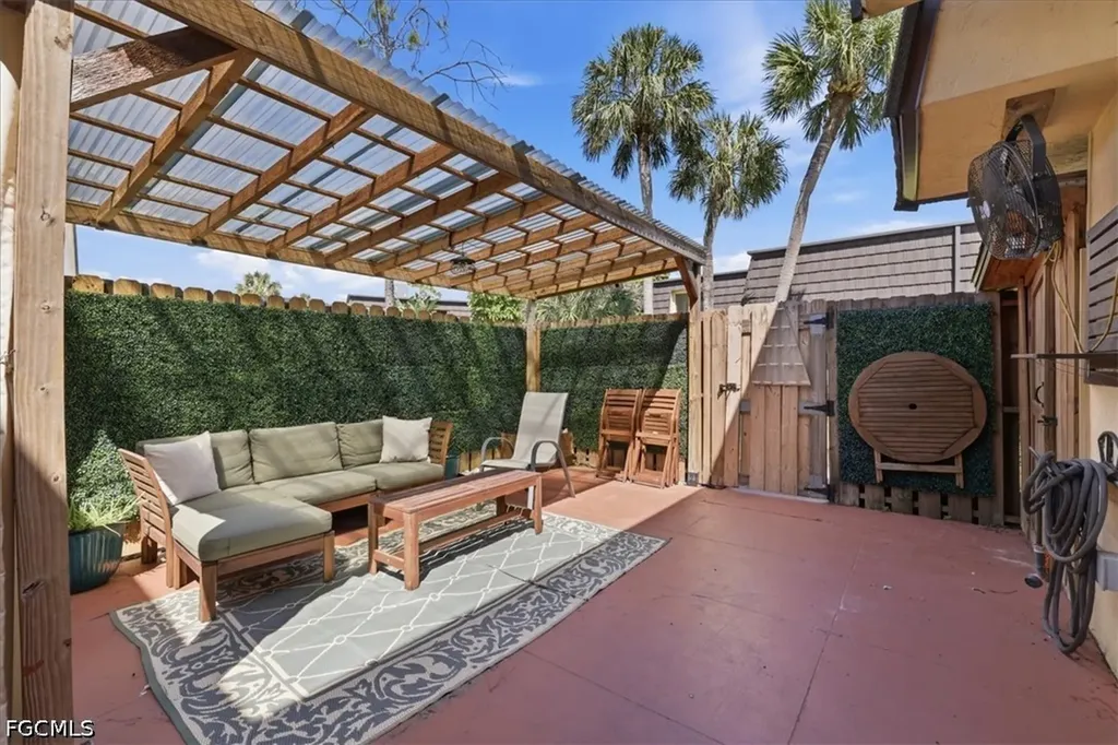 5590 Woodrose Court Fort Myers FL 33907