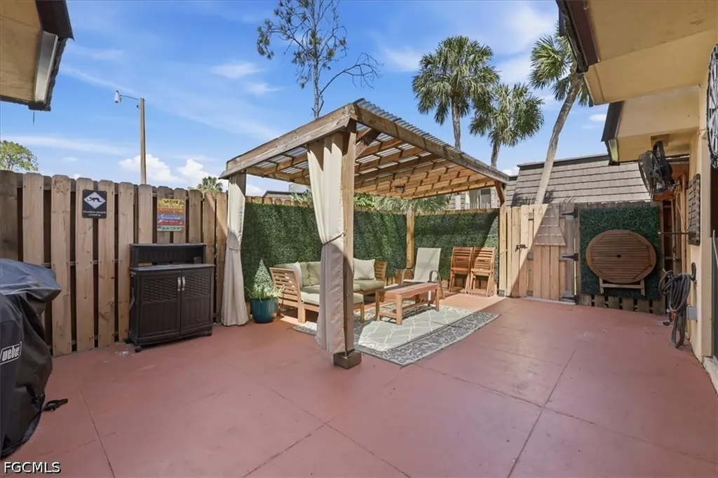 5590 Woodrose Court Fort Myers FL 33907