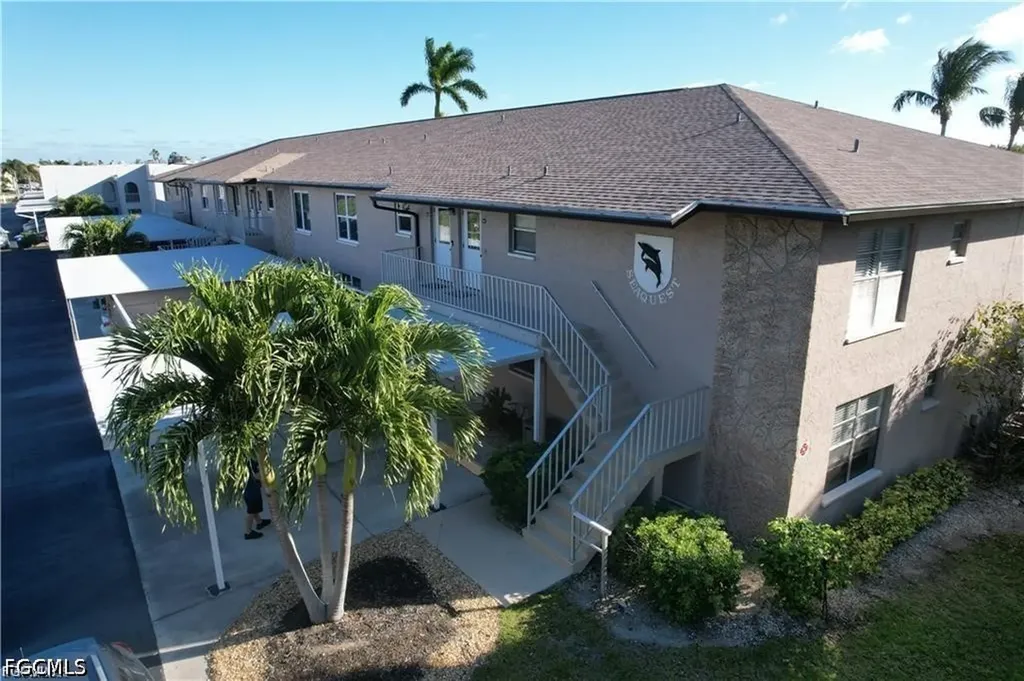 4563 SE 5th Place Cape Coral FL 33904