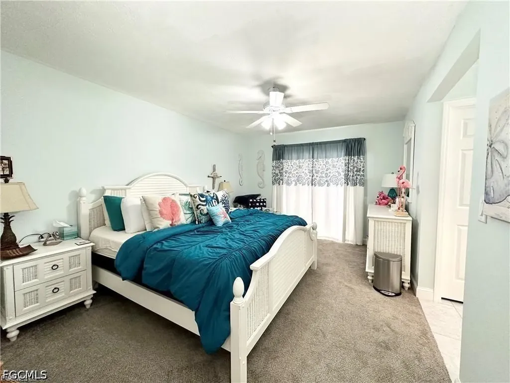 4563 SE 5th Place Cape Coral FL 33904