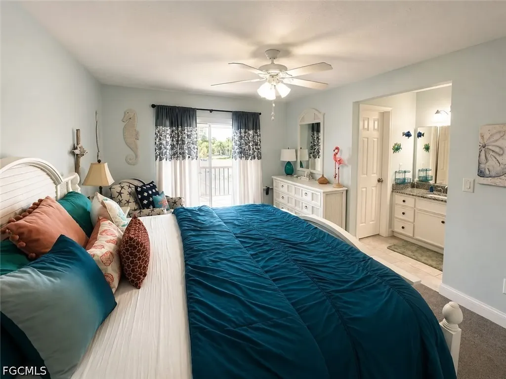 4563 SE 5th Place Cape Coral FL 33904