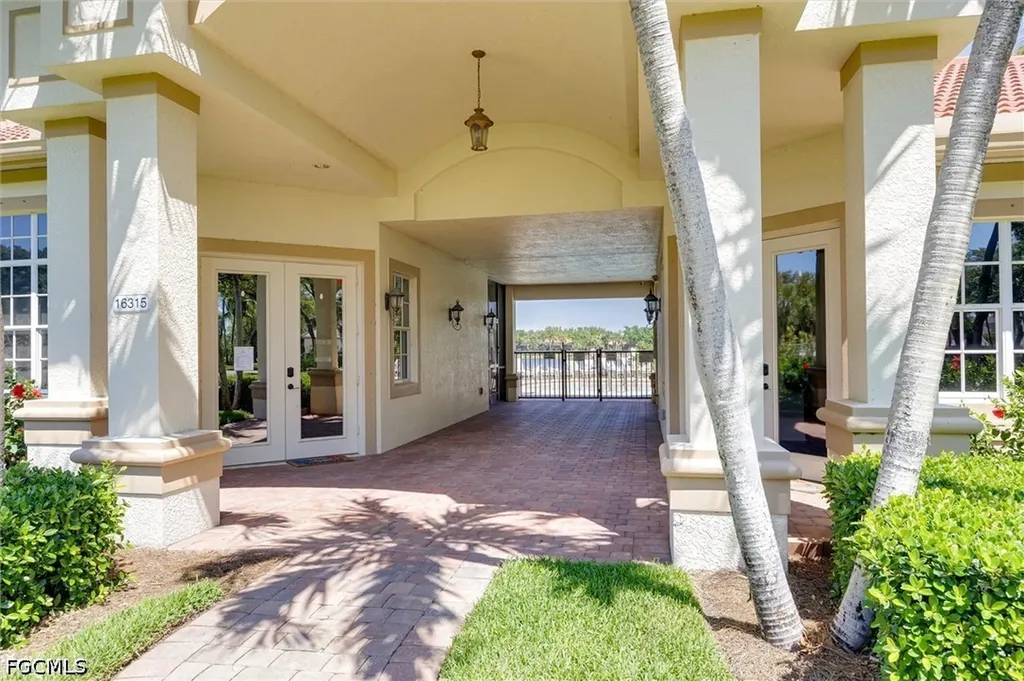 16113 Coco Hammock Way Fort Myers FL 33908