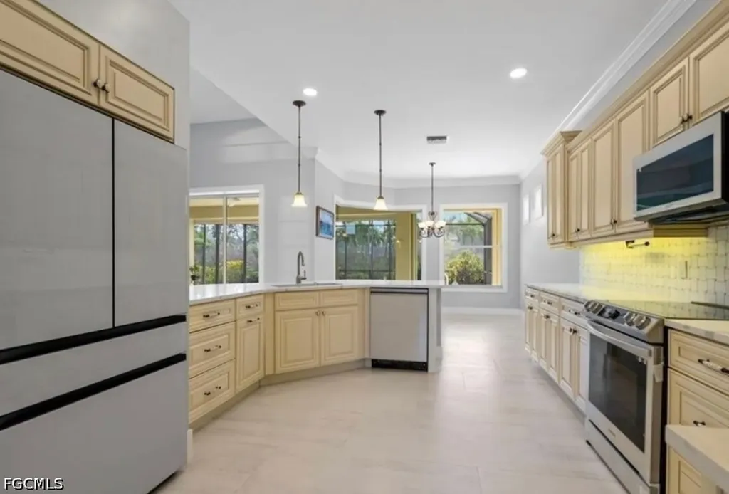 16113 Coco Hammock Way Fort Myers FL 33908
