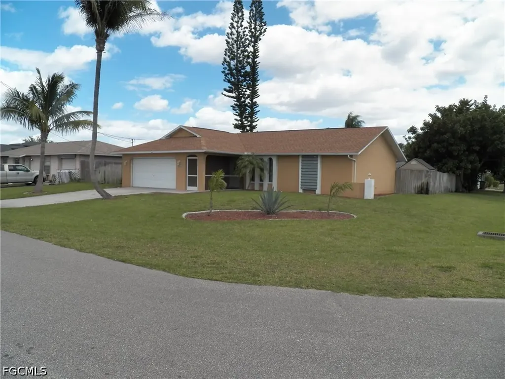 1119 SE 13th Avenue Cape Coral FL 33990