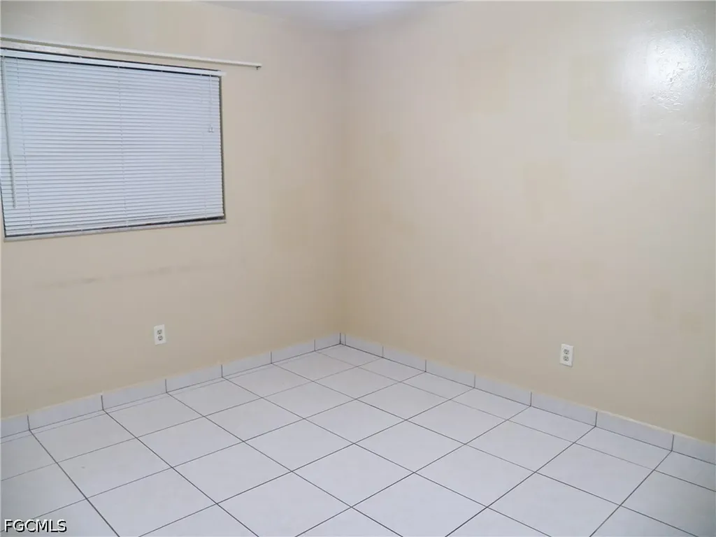 1119 SE 13th Avenue Cape Coral FL 33990