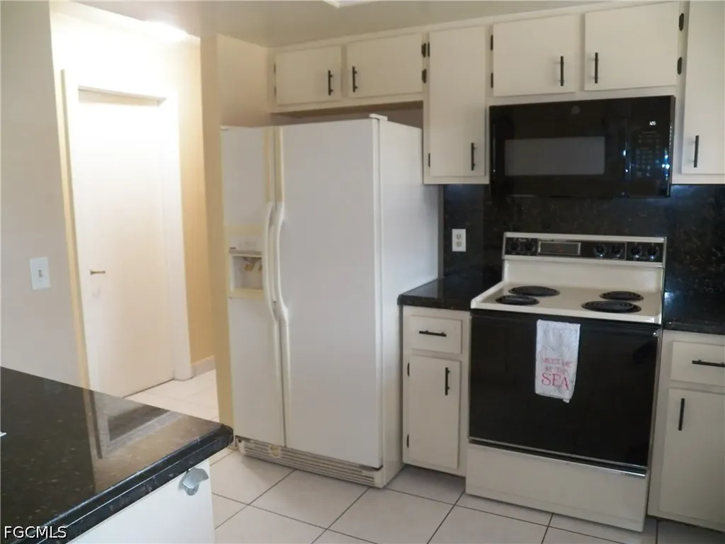 1119 SE 13th Avenue Cape Coral FL 33990