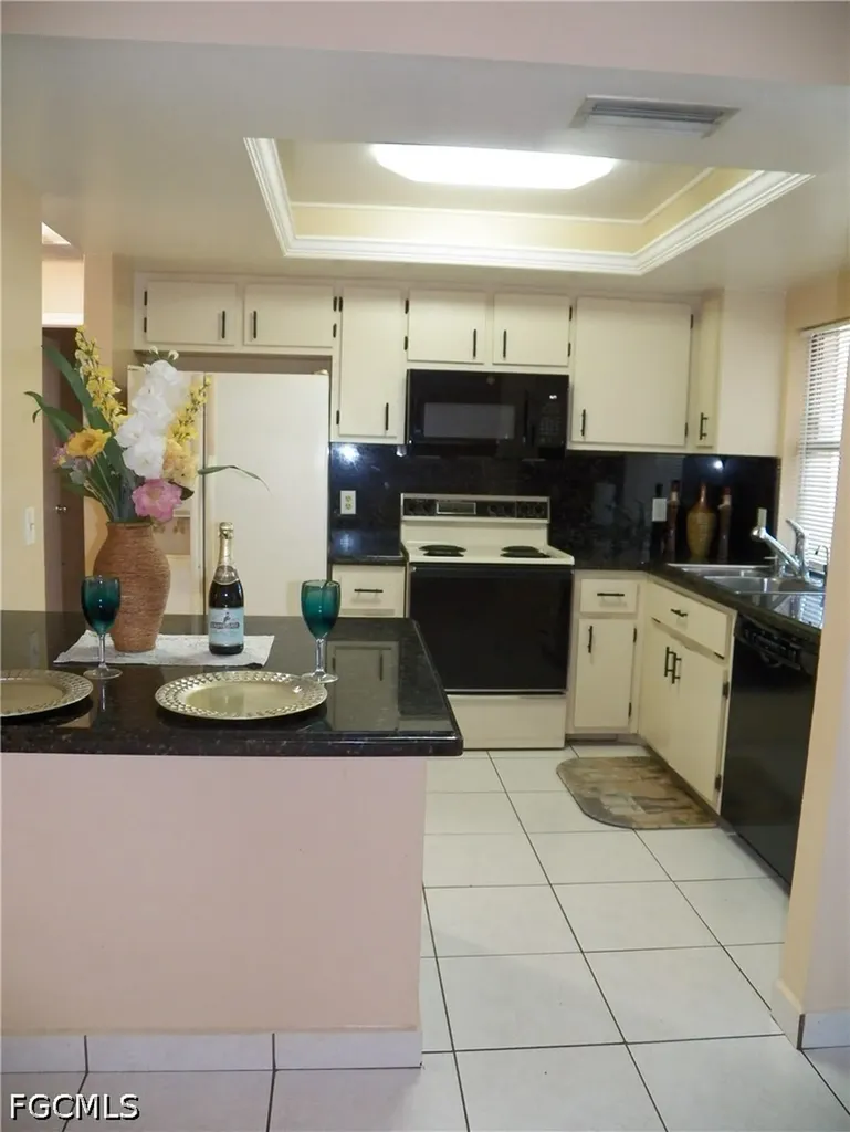 1119 SE 13th Avenue Cape Coral FL 33990