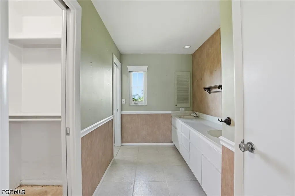 1341 Whiskey Creek Drive Fort Myers FL 33919