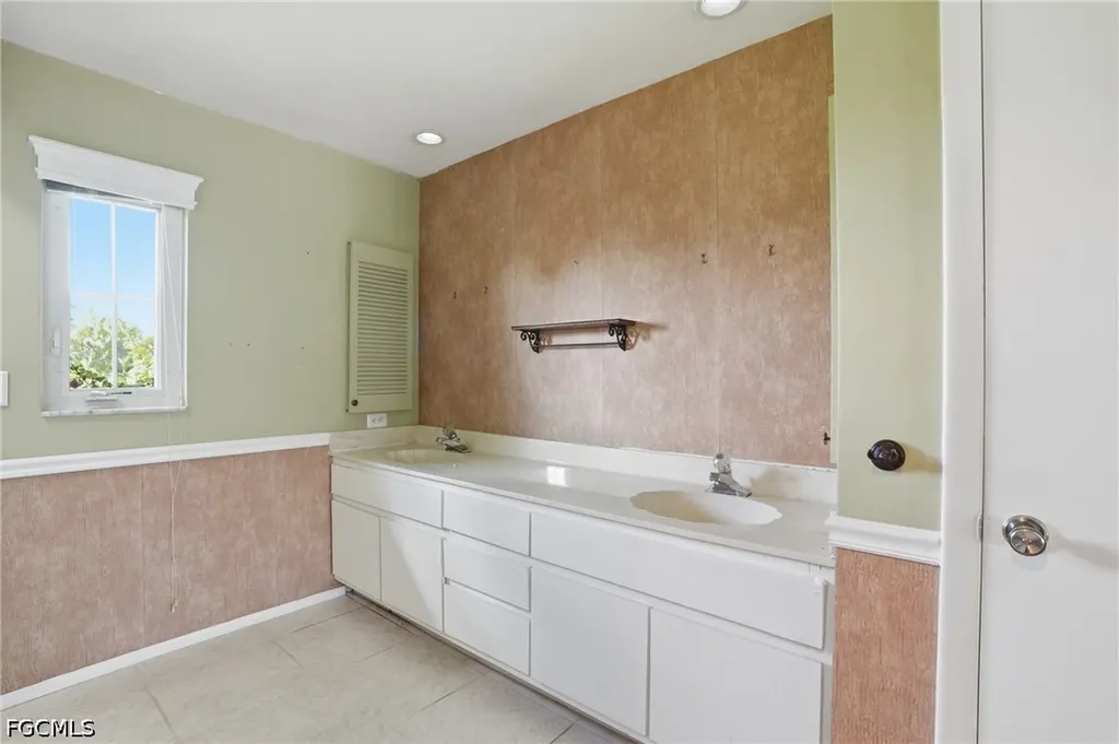 1341 Whiskey Creek Drive Fort Myers FL 33919