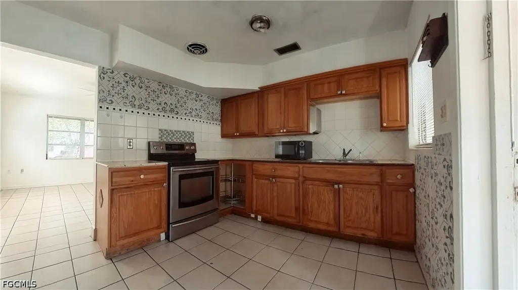 2115 Katherine Street Fort Myers FL 33901