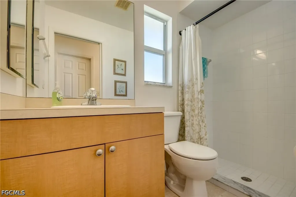 1438 SE 23rd Street Cape Coral FL 33990