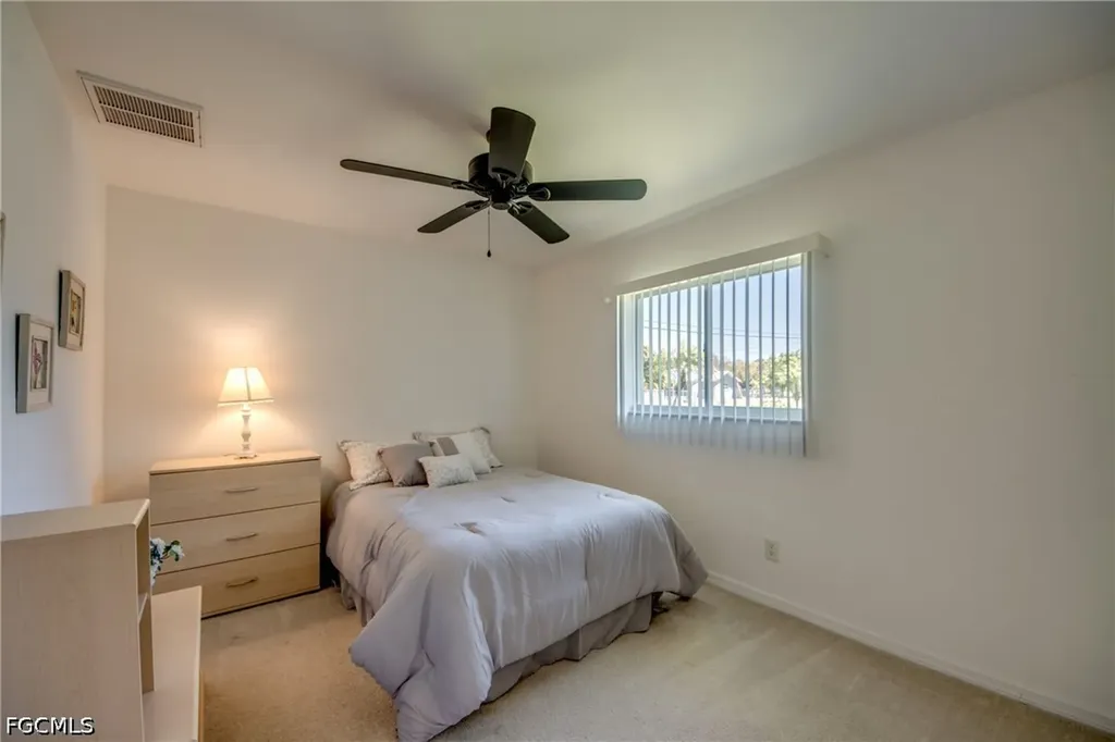 1438 SE 23rd Street Cape Coral FL 33990