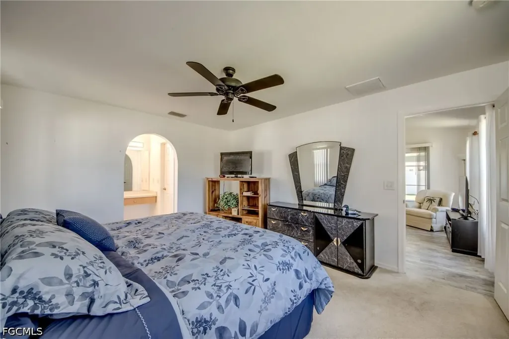 1438 SE 23rd Street Cape Coral FL 33990