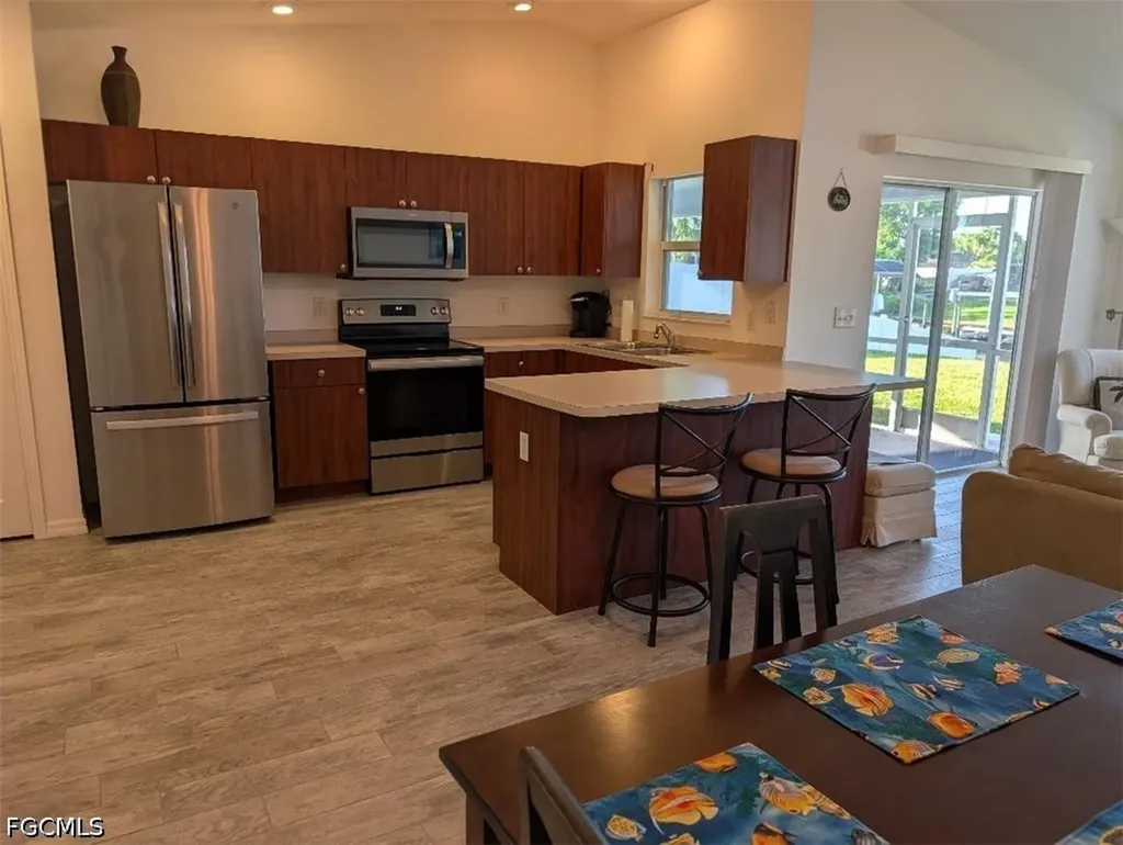 1438 SE 23rd Street Cape Coral FL 33990