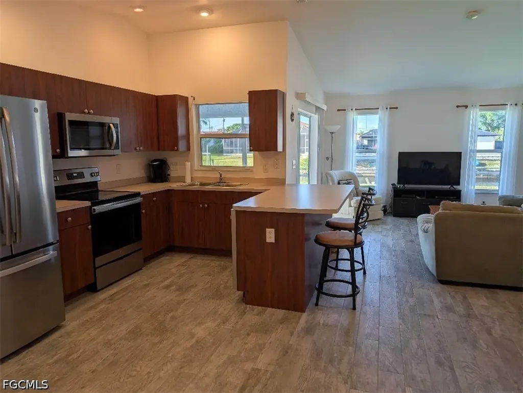1438 SE 23rd Street Cape Coral FL 33990