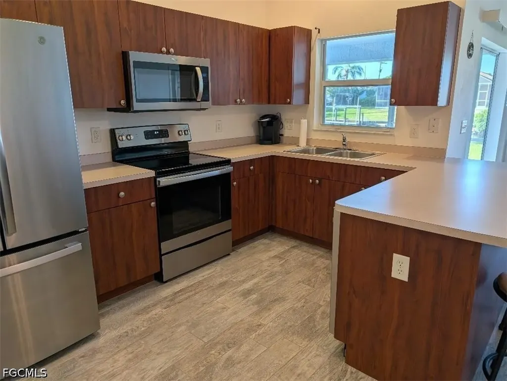 1438 SE 23rd Street Cape Coral FL 33990