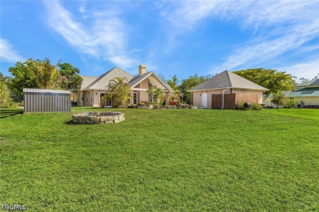 8930 Penzance Boulevard Fort Myers FL 33912
