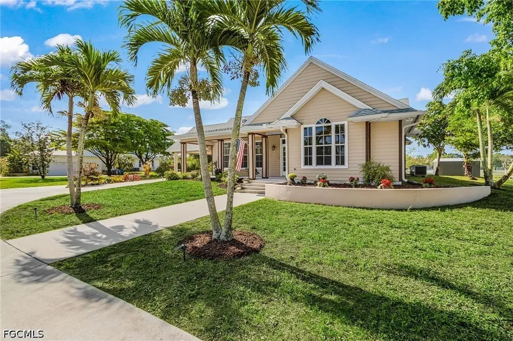 8930 Penzance Boulevard Fort Myers FL 33912