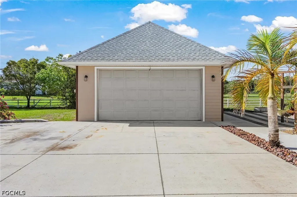 8930 Penzance Boulevard Fort Myers FL 33912