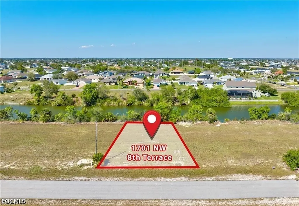 1701 NW 8th Terrace Cape Coral FL 33993