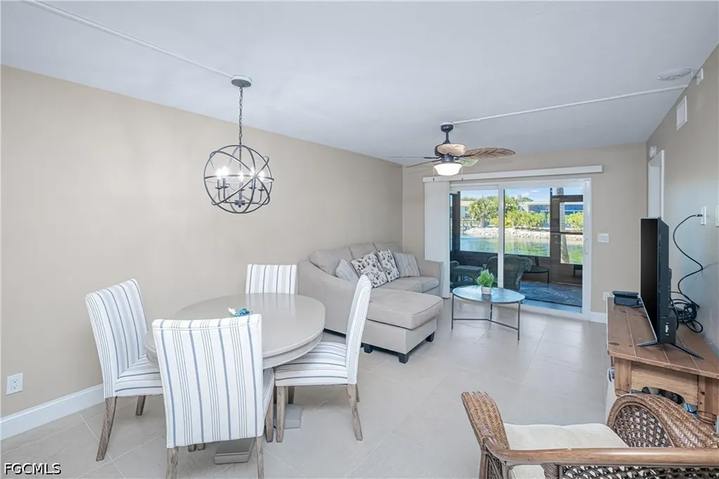 16007 Davis Road Fort Myers FL 33908