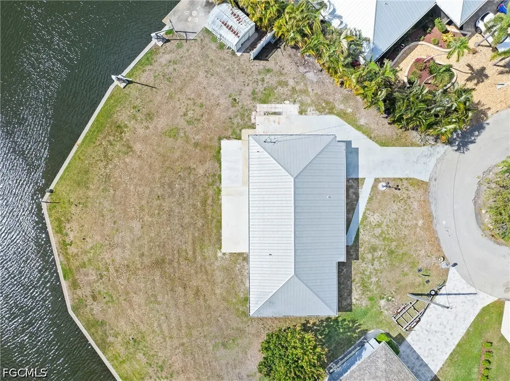 12065 Boat Shell Drive Matlacha Isles FL 33991