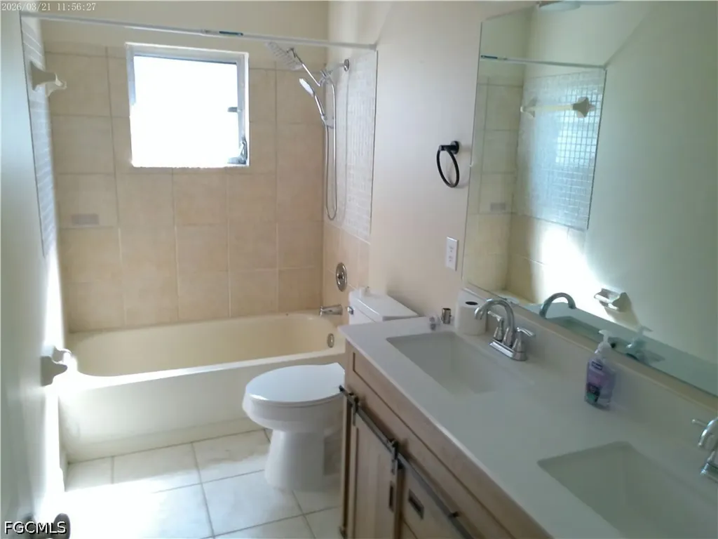 1441 SE 11th Street Cape Coral FL 33990