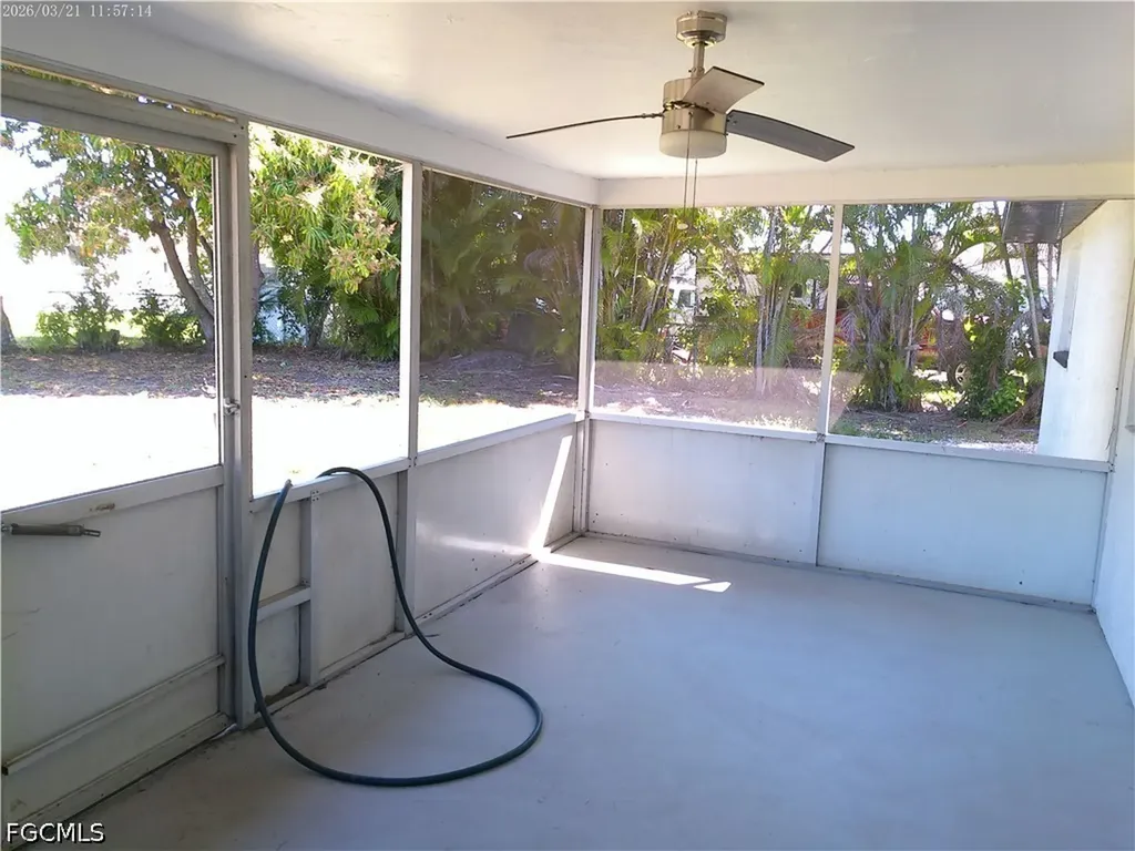 1441 SE 11th Street Cape Coral FL 33990