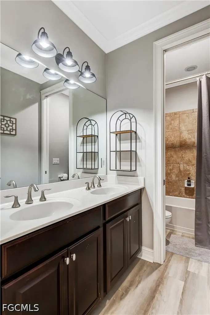 3061 Scarlet Oak Place North Fort Myers FL 33903