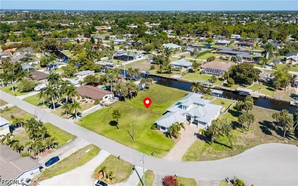 1820 Marina Circle North Fort Myers FL 33903