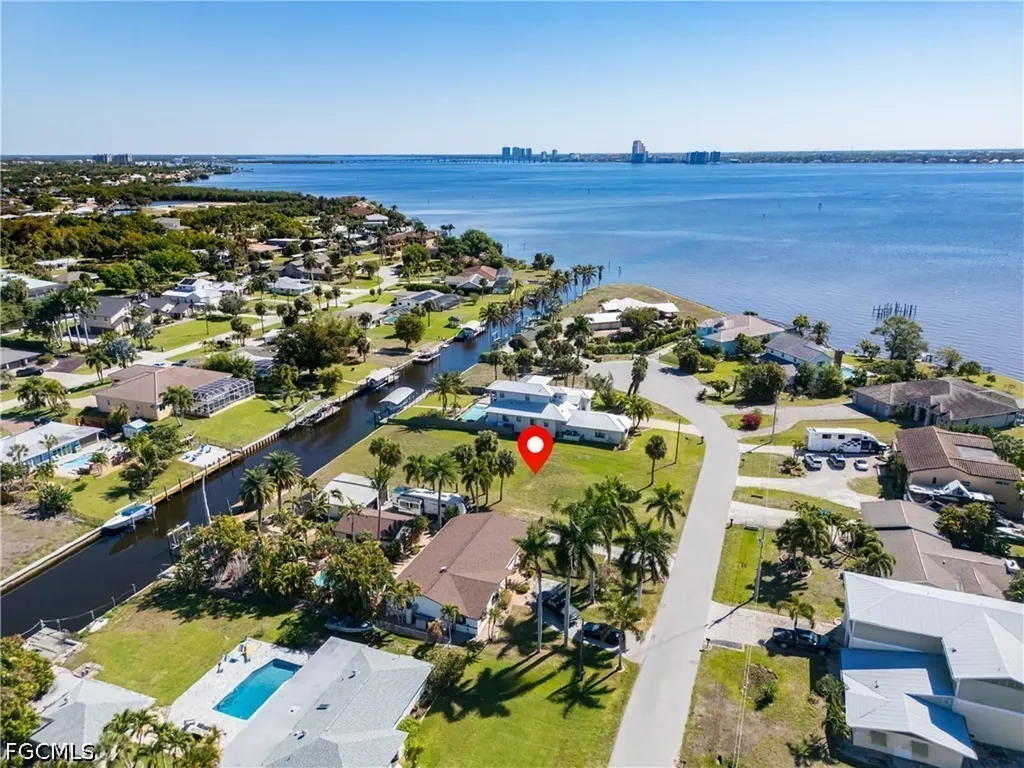1820 Marina Circle North Fort Myers FL 33903
