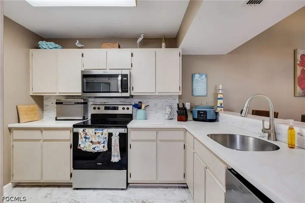 14860 Summerlin Woods Drive Fort Myers FL 33919